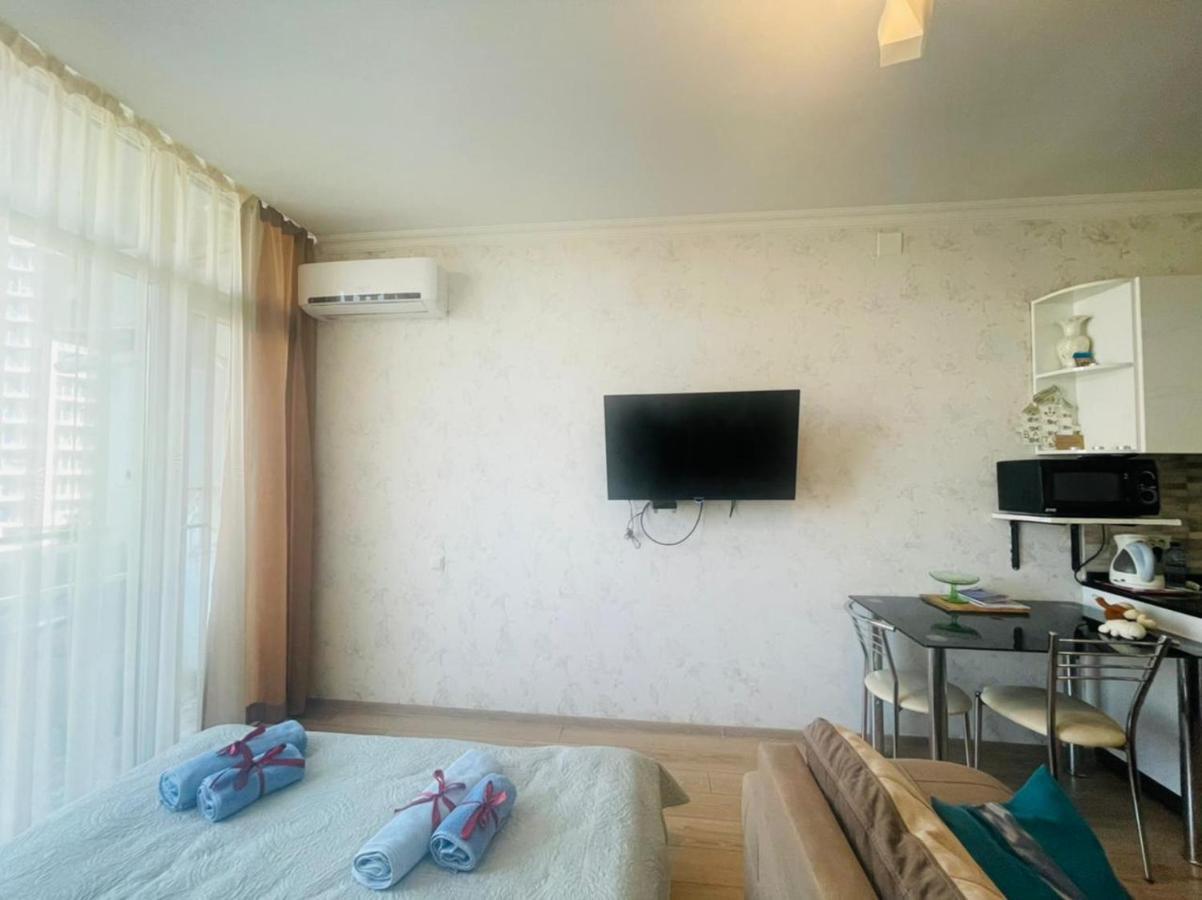 Sunny Mood Batumi Daire Dış mekan fotoğraf